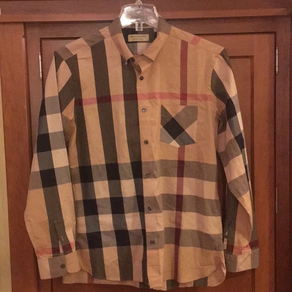 Burberry Other - Burberry Thornaby Patterned Button Down Shirt